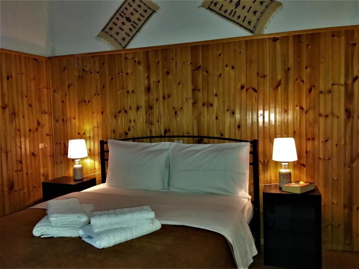 Hotel Acropolis メツォヴォ エクステリア 写真